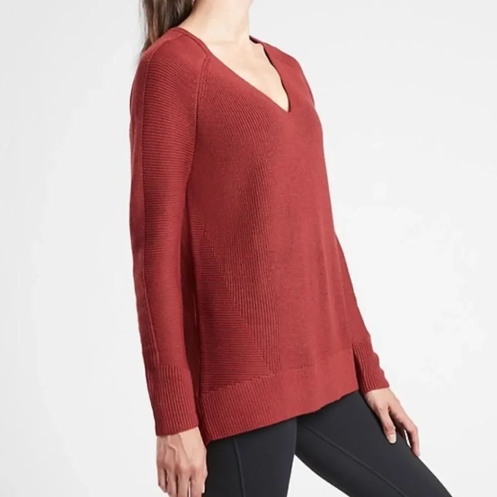 Athleta Hanover V-Neck Red Ribbed Sweater.